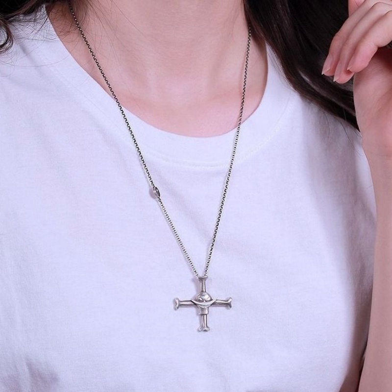 Anime One Piece Luffy Necklace - Anime Cosplay Couple 评论和价格
