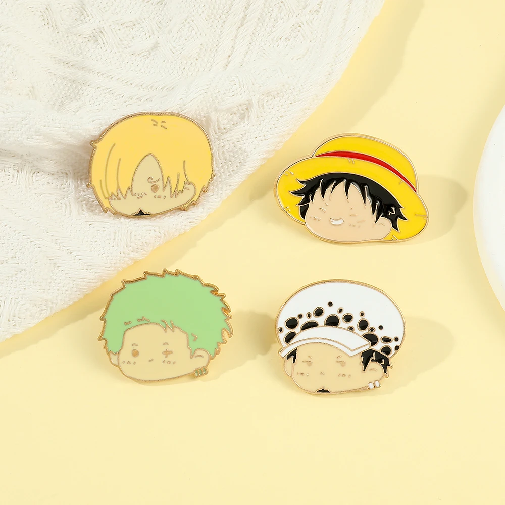 4 Pcs Anime Character Brooch S - Anime Cosplay Simple 评论和价格